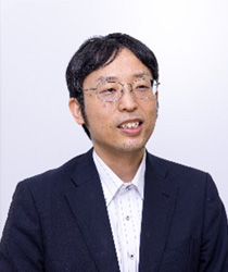 高田 直樹の顔写真